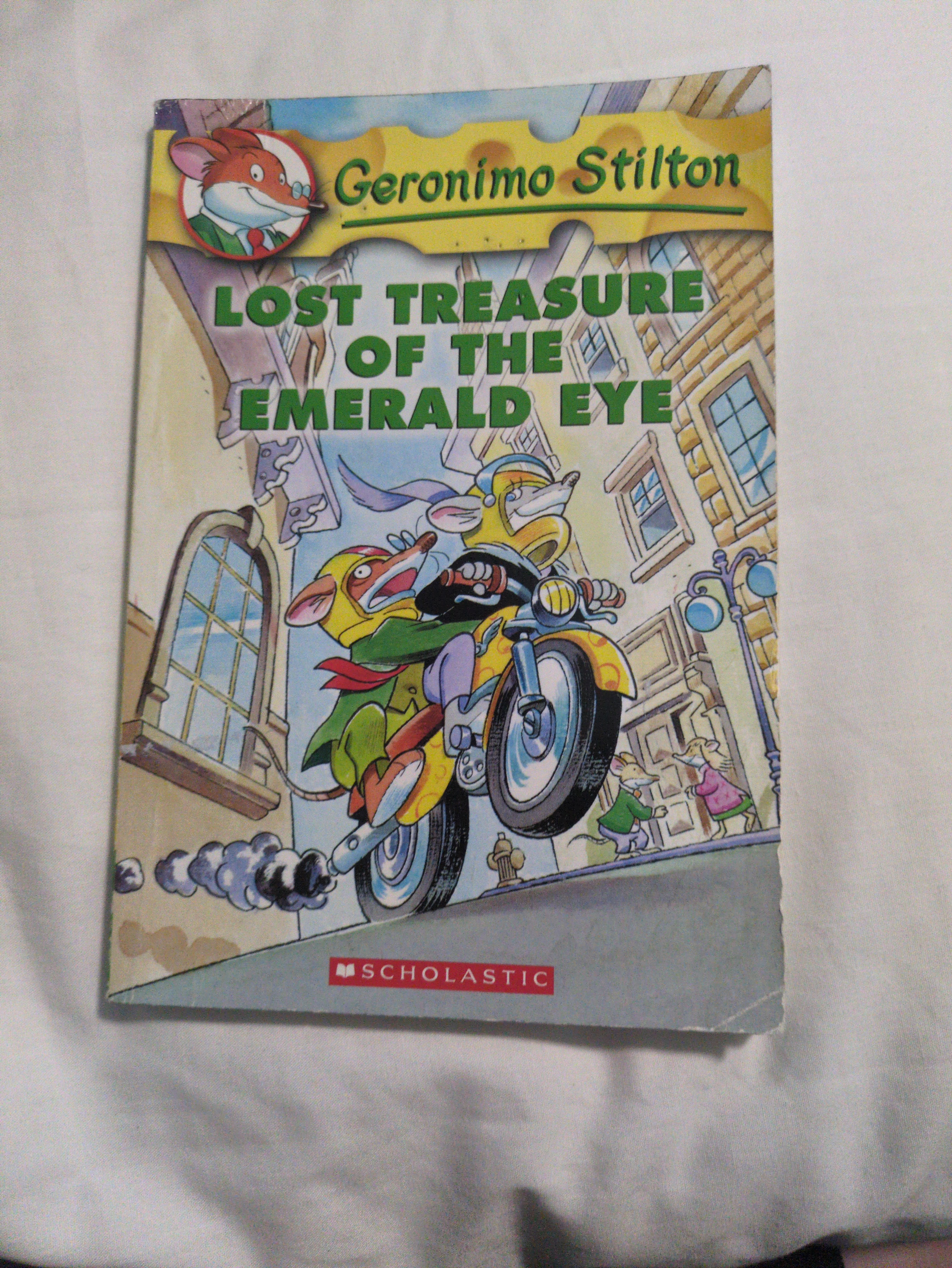Cover of Lost Treasure of the Emerald Eye (Geronimo Stilton, No. 1)