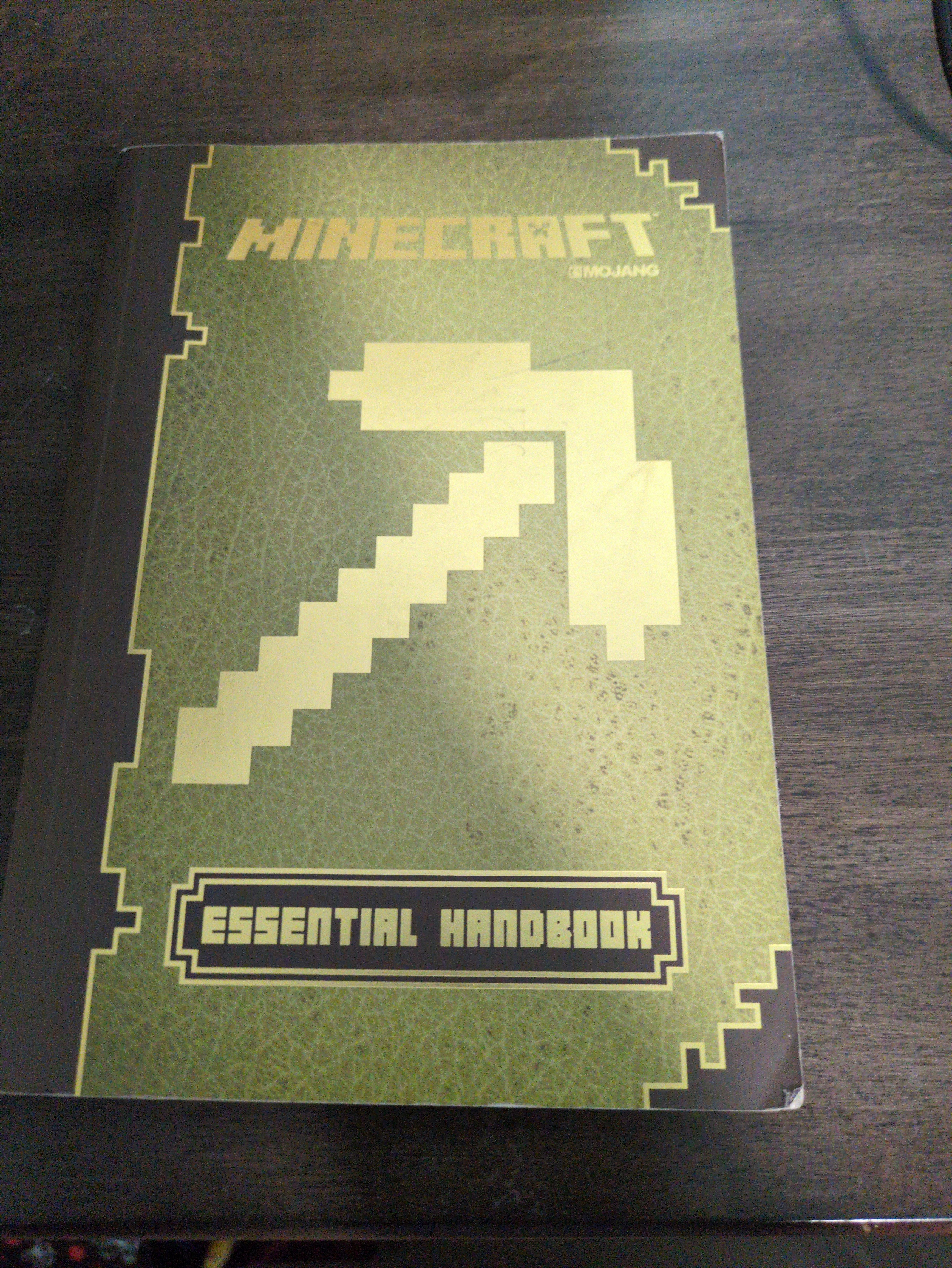 Cover of Minecraft Essential Handbook