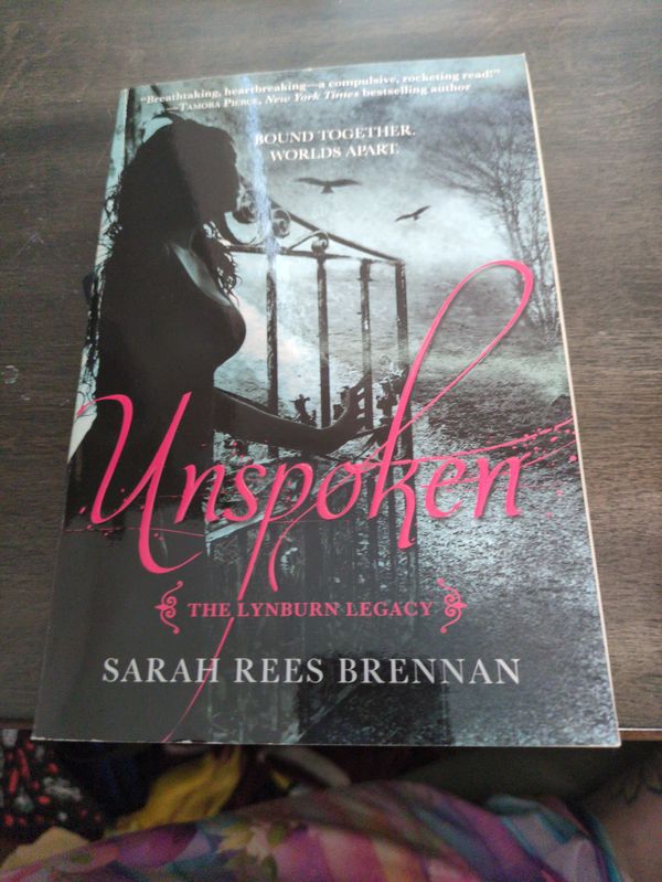 Cover of Unspoken (The Lynburn Legacy Book 1)