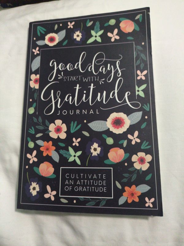 Cover of Good Days Start With Gratitude: A 52 Week Guide To Cultivate An Attitude Of Gratitude: Gratitude Journal